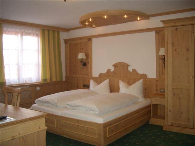 Gasthof & Hotel Jaegerwirt Aufhofen Quarto foto